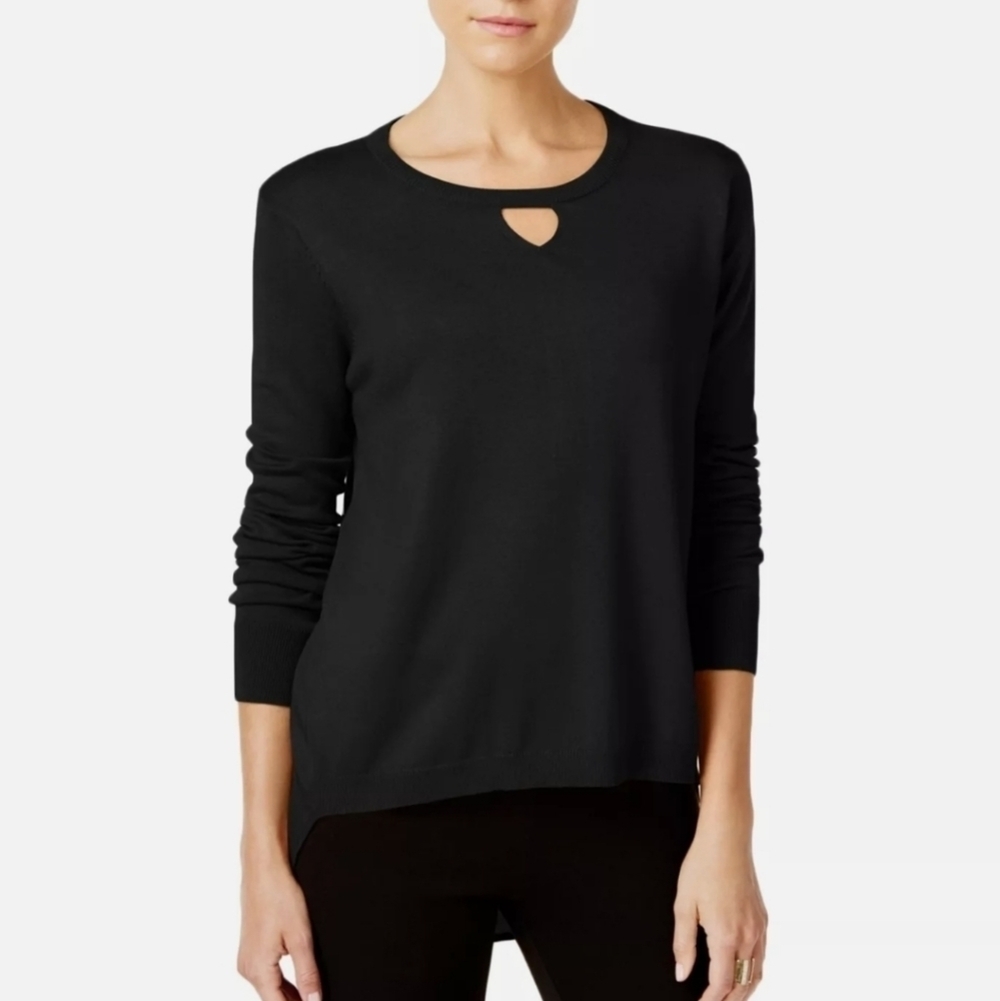 NWT‎ One A mixed media lightweight Keyhole sweater